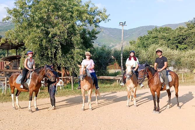 1 hour horseback ride in Valgraziosa Pisa - Getting there: Centro Ippico La Cartuja in Calci