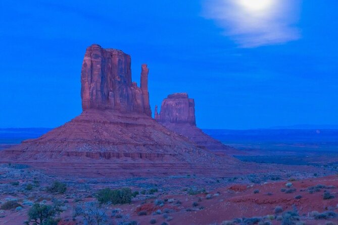 1 Hour Monument Valley Horseback Tour - Stop 2: Richard Merrick’s butte and the scale lesson