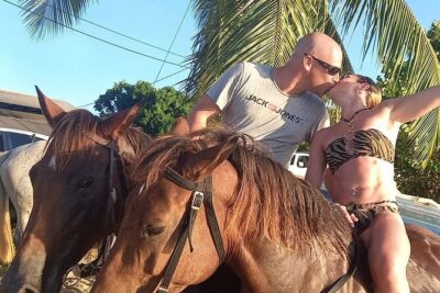 2 Hour Horseback Riding Sunset Tour with Dore's Riding Stable - Riding the lower Cap Estate stretch for coast views worth slowing down