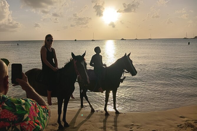 2 Hour Horseback Riding Sunset Tour with Dore's Riding Stable - Timing, group size, and why max 10 changes the feel