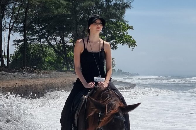 Bali Horse Riding and Turtle Release at Saba Beach - Tegenungan Waterfall: what to expect from the final nature stop