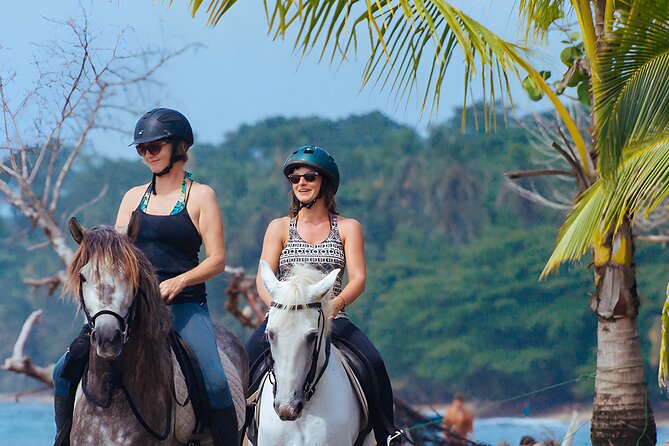 Bali Horse Riding in Saba Bay for 1 Hour with Pick Up Service - Along Saba Beach: Nusa Penida views and the temple stop