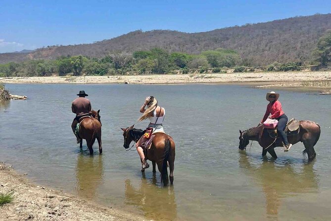 Beach Horseback Riding Adventure in Copalita, Huatulco - What to wear and bring for Copalita’s sun and water-adjacent ride