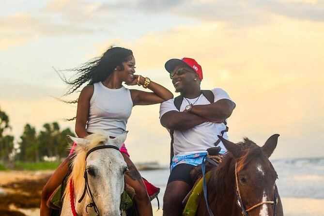 Buggy, horse and plantation ranch - Transportation, Timing, and the Small-Group Advantage