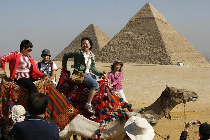 Camel or Horse riding Giza Pyramids Desert - How Good Communication Improves the Experience