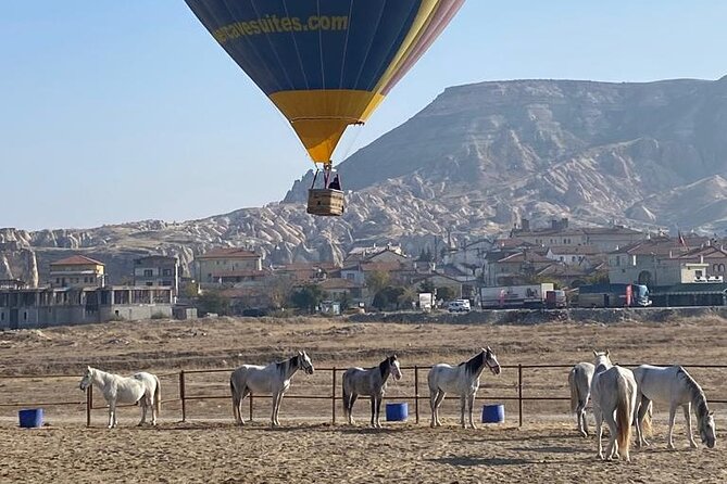 Cappadocia Horseback Ride through Valleys — Sunset/hoteltransfer - The main scenic ride: slow pace, big reward