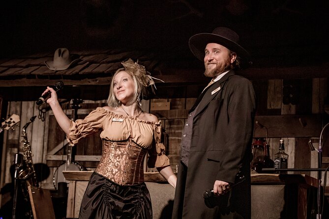 Chuck Wagon Supper & Western Stage Show at Blazin' M Ranch Ticket - Who should book the Chuck Wagon Supper and Western Stage Show?