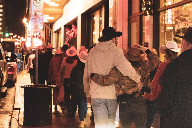 Cowboy Pub Crawl - CowboyHats, LineDancing, Trivia, Drinks, Bulls - Where this tour fits best (and where it might not)