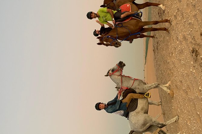 Desert Horse Riding Experience in Dubai - Stops and Refreshments: Karak Tea in the Sand