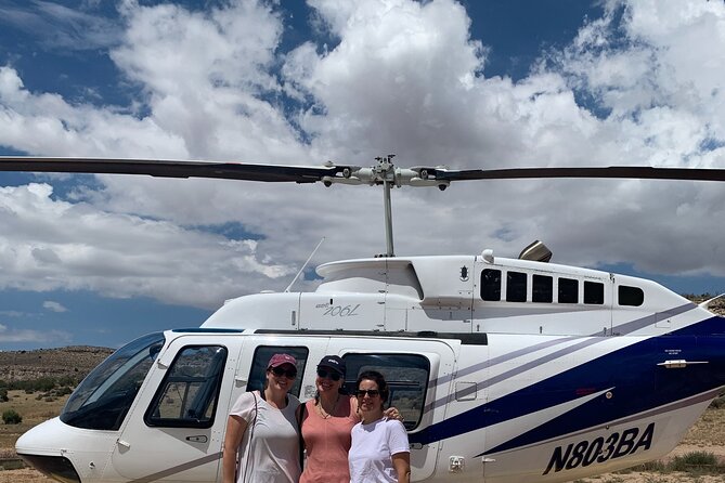 Grand Canyon West Rim - Helicopter Flight- Famous Dream Tour - The helicopter route that actually matters: Eternity Canyon and the river drop