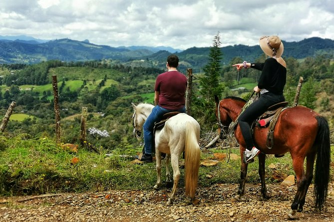 Guatape & Horse Ride & El Peñol Rock & Quaint Town From Medellin - A 9-hour day that mixes animals, stairs, and town wandering