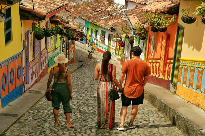 Guatape & Horse Ride & El Peñol Rock & Quaint Town From Medellin - Guatapé town: colored streets, landmarks, and smarter photo time