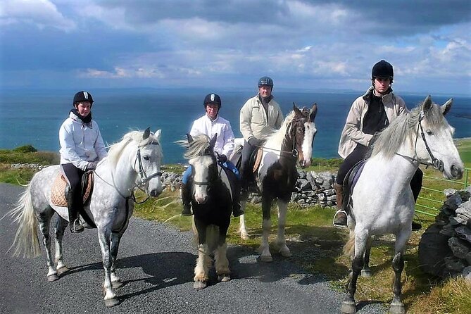 Horse riding - Dirt Trek Trail. Lisdoonvarna, Clare. Guided. 1 hour. - The 1-Hour Route Through Woodlands and Famine Ruins