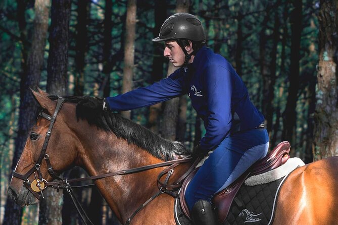 Horse Riding in the Countryside - Along the trail: flora, fauna, and the birdwatching rhythm