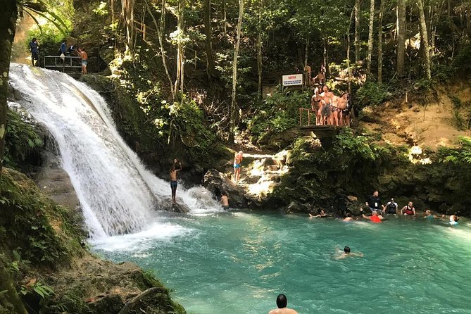 Horseback Ride, Blue Hole, Secret Falls, River Rafting & Tubing - Horseback riding in Jamaica: how to make it comfortable