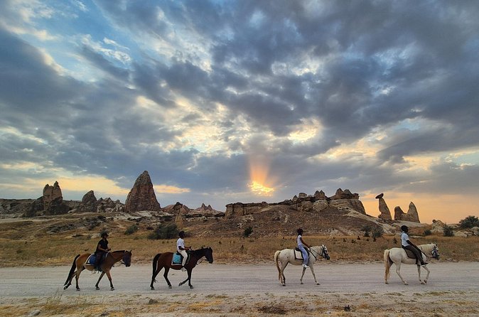 Horseback Ride in Göreme Valleys Cappadocia 2 hours - How the guide and horses shape the whole experience