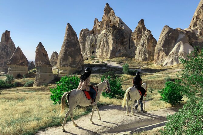 Horseback Riding Experience in Beautiful Valleys of Cappadocia - Riding the Valleys Around Göreme: What the Trail Experience Feels Like