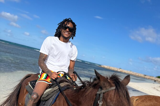 Horseback Riding In The Ocean from Montego Bay Private Transfer - Getting From Montego Bay to St Ann’s Bay Without Map Headaches