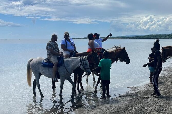 Horseback Riding in the Ocean from Ocho Rios & Runaway Bay - Getting to Horseback Riding in the Ocean from Ocho Rios & Runaway Bay