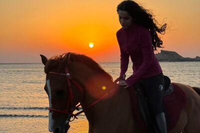 Horseback Riding Muscat Beach - Guides, Trainers, and the Photo-Friendly Style (Suleman)