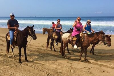 Horseback Riding Playa Larga - Zihuatanejo pickup and the Calle Adelita meeting point