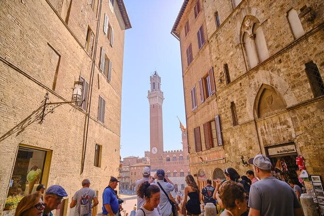 Horseback Riding with Wine Tour from Florence - Guides and group size: why the day feels personal