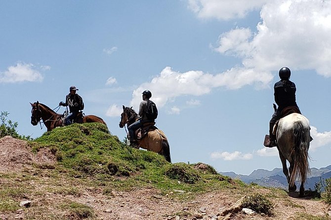 Horseback Tour in cusco to Temple of the Moon & Hidden temples - Safety and comfort in the Andes: gear, body, and common sense