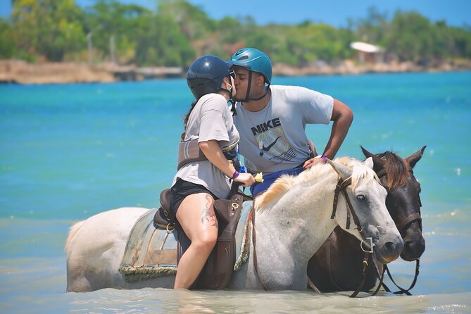 Jamwest Negril Zipline and Horseback Combo - Hotel pickup, check-in, and getting geared up