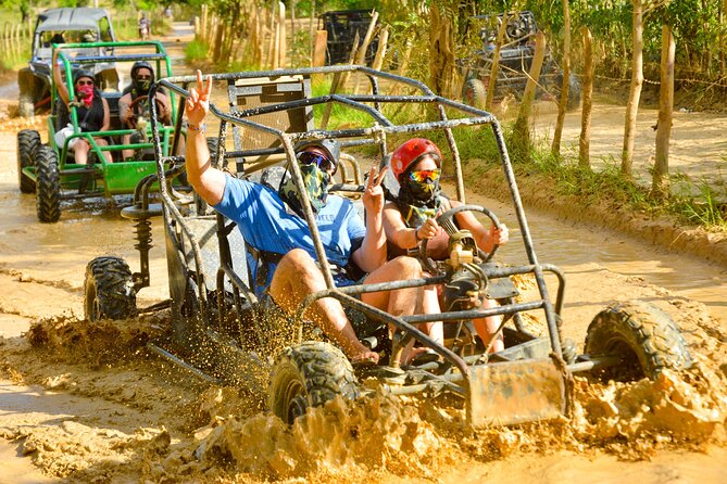Punta Cana: 4 Hours Tour in Cueva Playa Horseback Riding - Dune Buggy to Horseback: The Half-Day Combo in Punta Cana