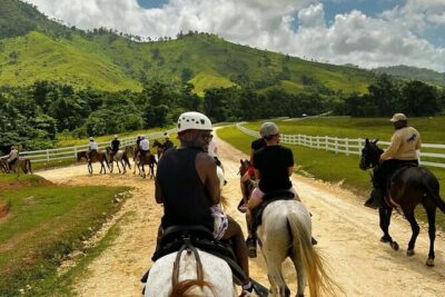 Punta Cana Horse Riding for Beaches in Field - The 2-Hour Ride: What the Experience Feels Like