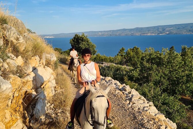 Ranch 22 Podstrana, " Horse riding 12 km from SPLIT " - The Perun hill views: your best moments on the trail
