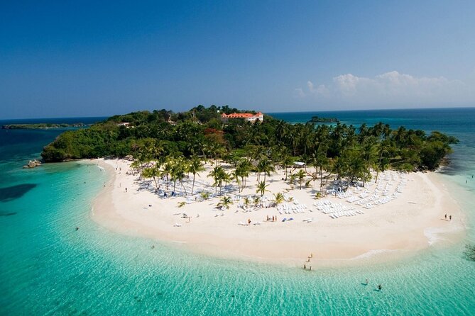 Samana + Cayo Levantado + Horseback Riding from Punta Cana with Lunch - Safari truck up to the 640-meter views