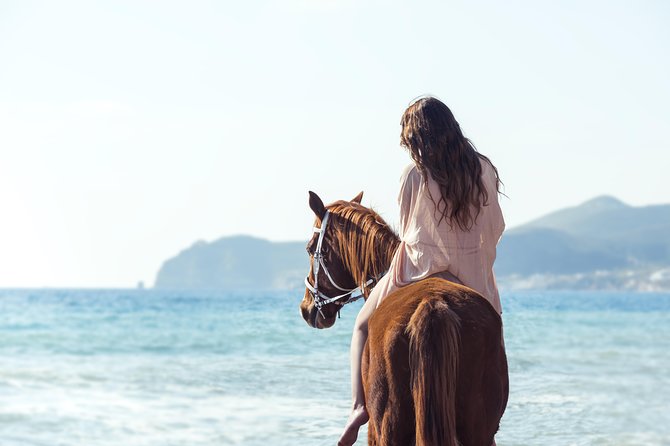 Santorini Horse Riding to Black Sandy Beach - Key things I’d plan around