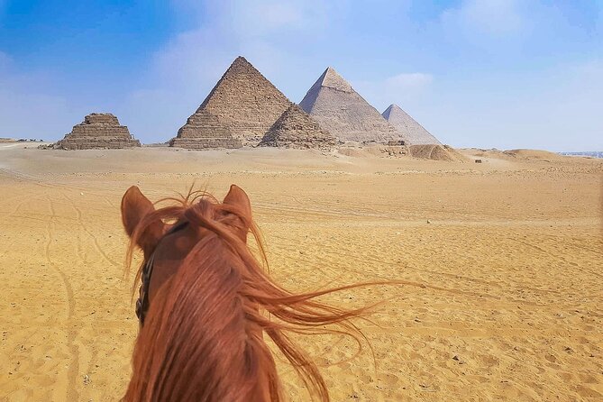 Sunrise Horseback Ride Around the Pyramid of Giza - Why the compact duration can be a plus