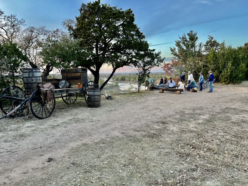 Waco: Sunset Horseback Ride - Mounting Up and Safety: Platforms, Clothing, and Real Limits