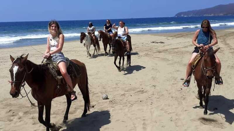 Zihuatanejo: Horseback Riding on the Beach - The 2-hour country lunch: what you get and why it’s good value